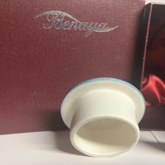 Benaya Fuchsia Garden Teapot - Picture 6 of 9